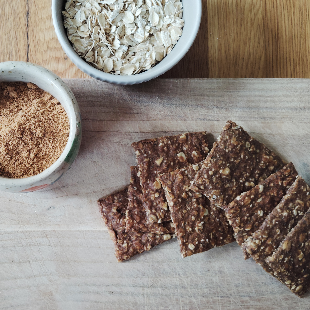 PROTEINRIKA KNÄCKEBRÖD